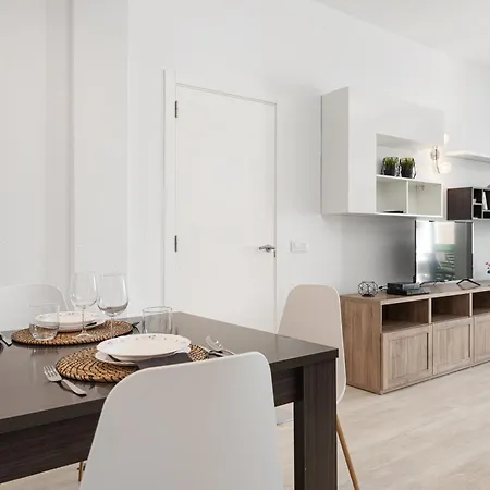 Xara Torres, At The Of Alcudia Apartamento *